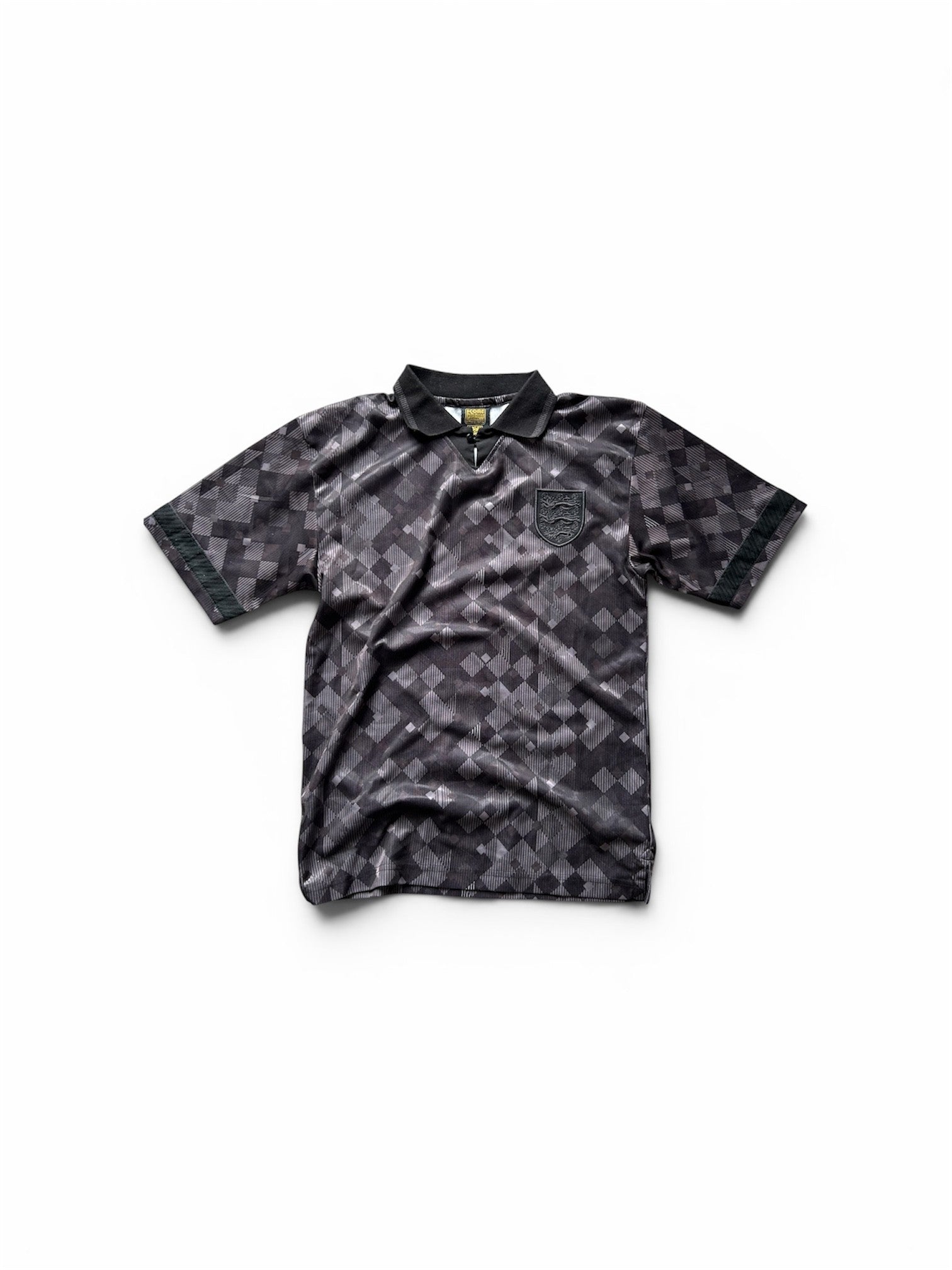 England 1990 Black Shirt (Small) - Premium Second Hand