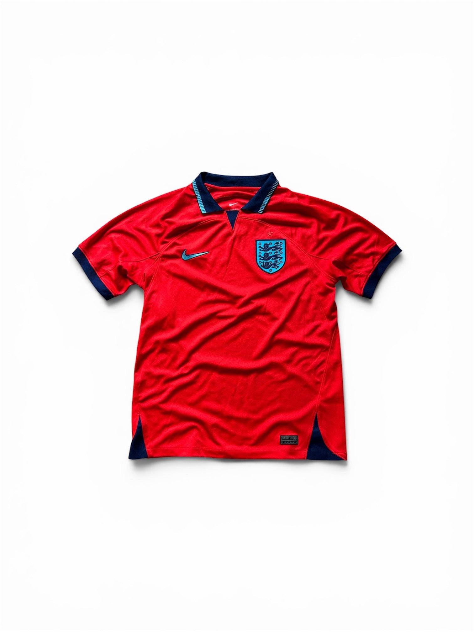 England 2022 Away Red Shirt (Medium) - Premium Second Hand